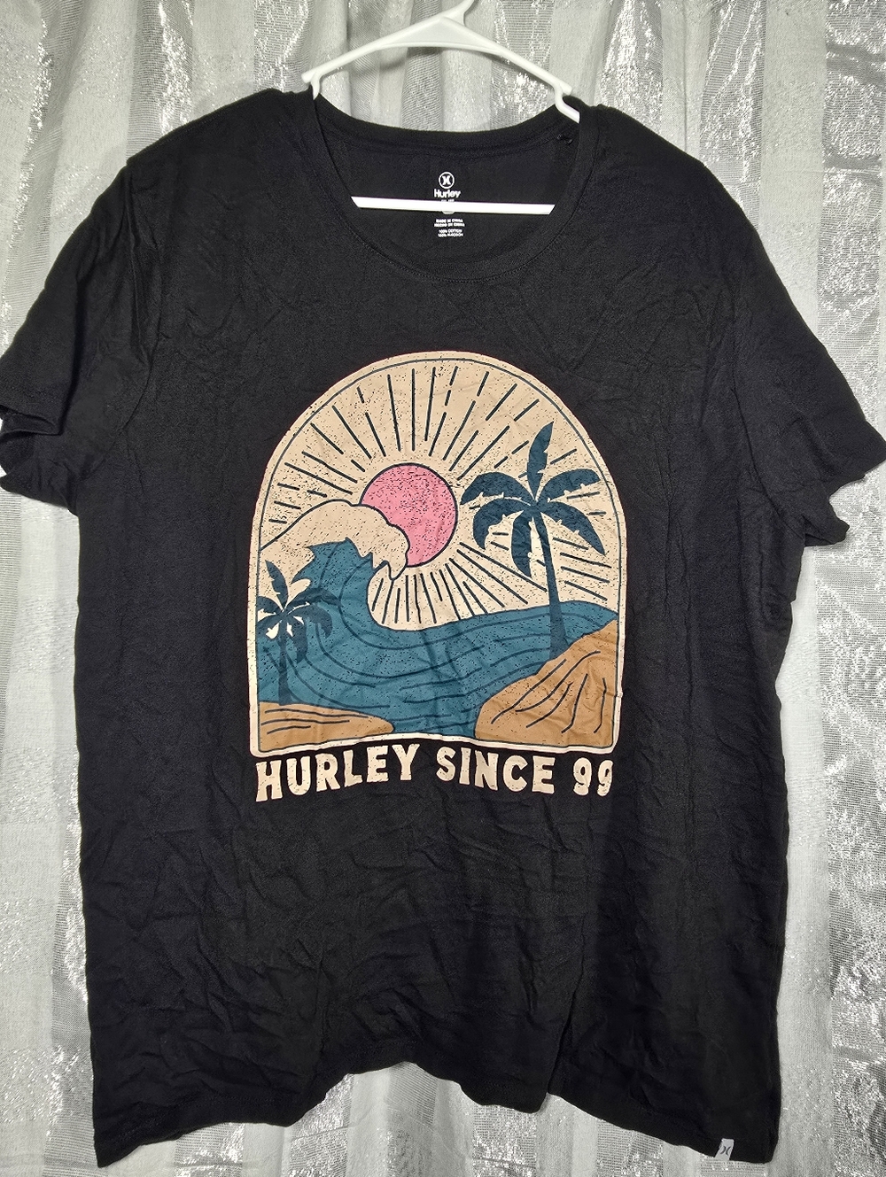 Hurley Black Graphic Tee — Sunset Surf Print